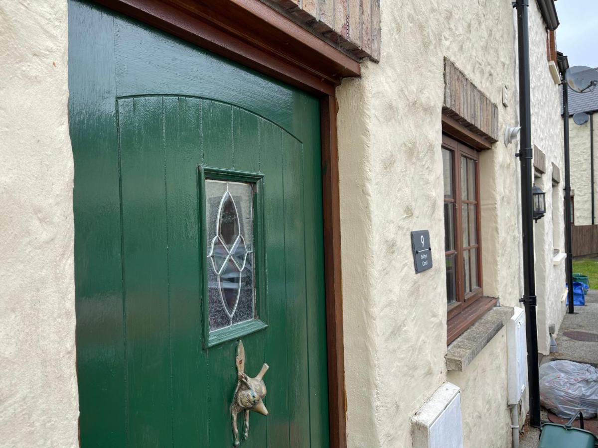 Cottage With Hot Tub In Pembrokeshire Haverfordwest Exterior foto